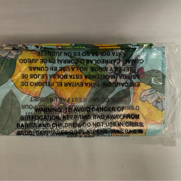 Brand New Vera Bradley RFID Accordion Wristlet in Lemon Grove 🍋🍋🍋 - Picture 4 of 9